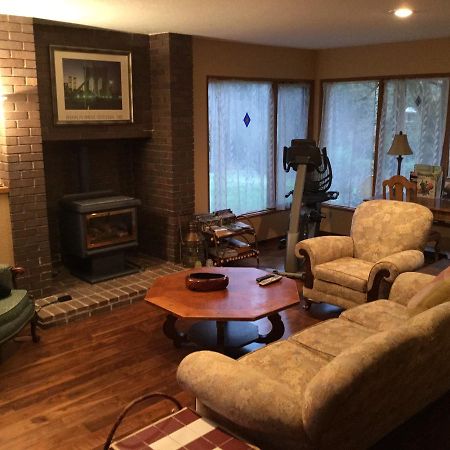A Cascade View Bed And Breakfast 벨뷰 외부 사진